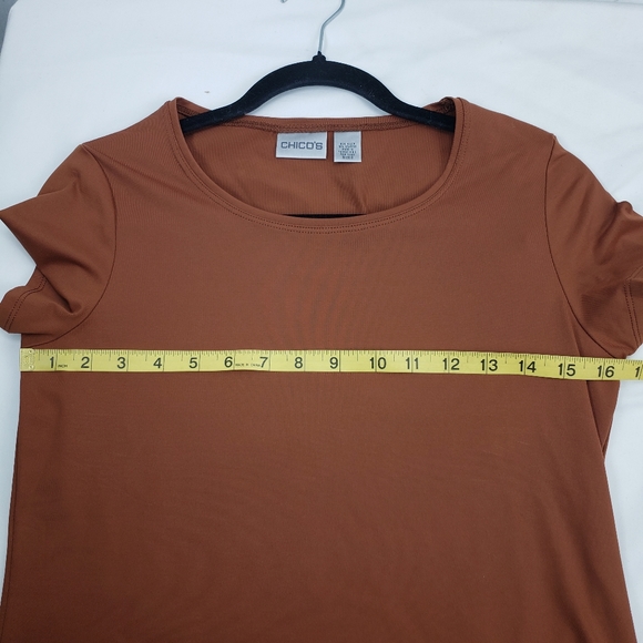 Chico's Women's Top Short Sleeve Tee Size 0  Small - Picture 4 of 4